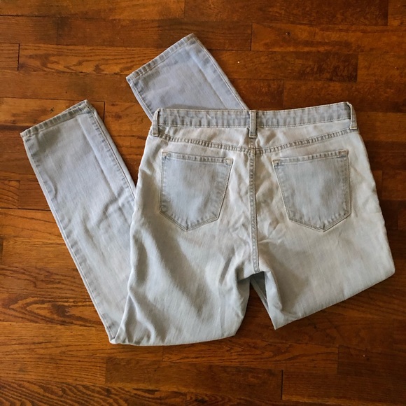 Old Navy Boyfriend Straight Jeans Light Wash 6 - Picture 4 of 4